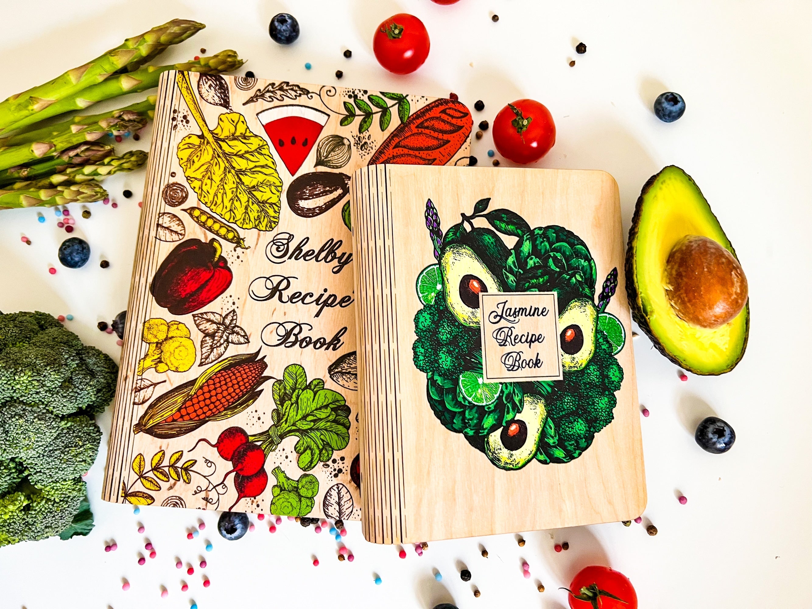 GIFT FOR MOM PERSONALIZED COLORFUL WOODEN RECIPE BOOK